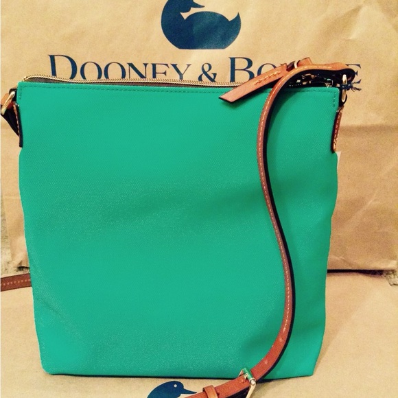 NWT Dooney & Bourke Nylon Crossbody Bag - Picture 2 of 5